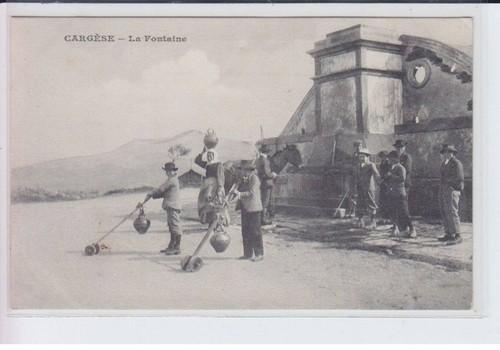 Cargese fontaine porteurs - fontaine, (porteurs