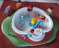 Playmobil piscine 9422 avec douche fonctionnelle + 7 personnages  et accessoires