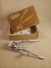 Ancienne tondeuse manuelle de la marque Oster USA, tondeuse en métal vintage