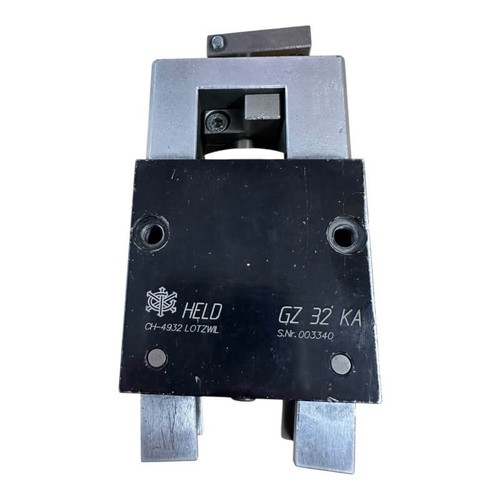 Held 003340 parallel - held,
