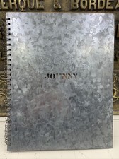 JOHNNY HALLYDAY  LE LIVRE -