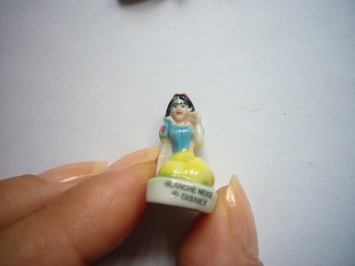 Fève porcelaine contes - fève, en