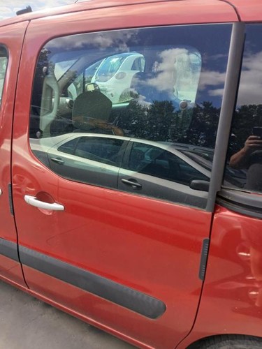 Boite gants peugeot - boite,