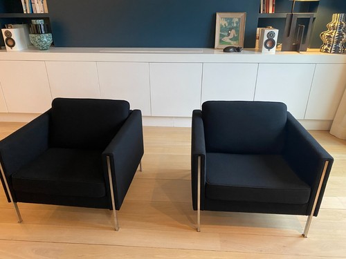 Paire fauteuils noirs f442 - paire, de