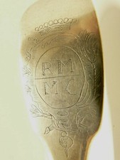 *CUILLERE ARGENT MASSIF XVIIIe COURONNE COMTALE Poinçon à identifier 