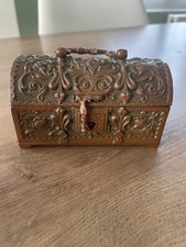 Ancien boite à bijoux en
