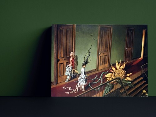 Dorothea tanning une petite - tanning,