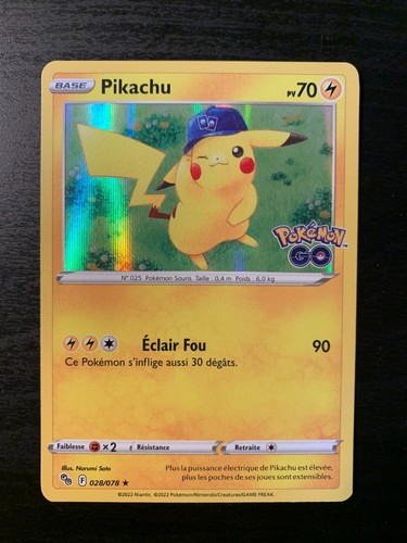 Carte pokémon holo - pokémon, pikachu