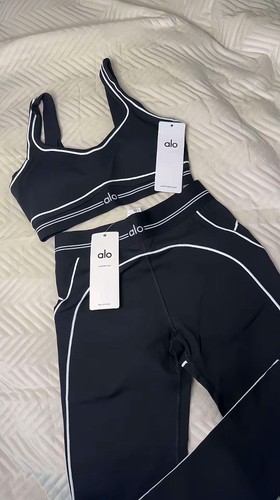 Alo yoga set - alo,