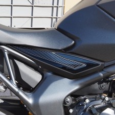 Autocollant Adhesif Moto 3D Sous Selle Honda CB1000 Hornet 2025 compatibles