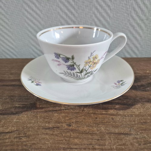 Ensemble tasse soucoupe - et,
