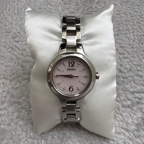 Montre solaire pour femme