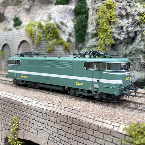 Locomotive électrique 9214 - électrique,