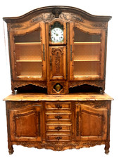 Buffet provençal en noyer