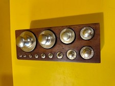 boite de 13 poids en laiton de 1kgs a 1grs