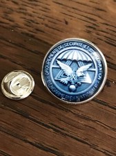 GROS PIN'S 2cm Métal Argenté Fantaisie Gendarmerie Groupe Sécurité Intervention