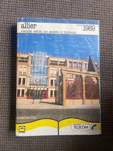 Annuaire pages blanches jaunes