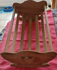 ANCIEN BEAU GRAND BERCEAU EN BOIS DE BEBE OU POUPEE A BALANCE ??
