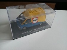 renault trafic T1100 fourgon tôlé 1989 court surelevé darty col renault  1/43