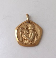 Médaille plaqué or saint