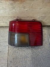 Feu arrière gauche pour