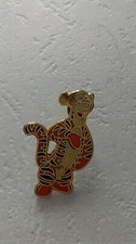 pin's Walt Disney TIGROU ( no Winnie l'ourson bouriquet )