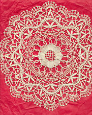 napperon rond  dentelle du PUY  fait main  diam 25 cm (lace handmade) neuf