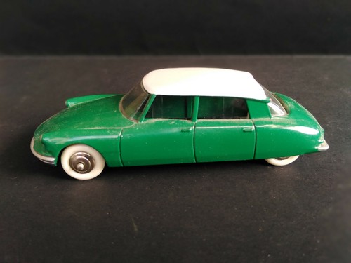 Dinky toys réédition - toys,