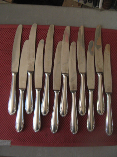 633 couteaux de table - 12,