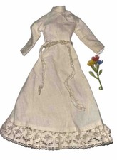 Vêtements Robe Poupée Sindy  ? Barbie ? Ou Autre Mannequin Vintage Années 70/80