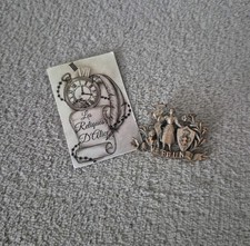 Insigne / broche religieuse Jeanne D'Arc croix lorraine Verdun