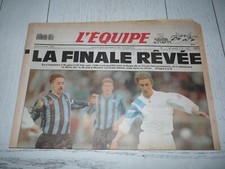 EQUIPE 22-04 1993 FOOTBALL