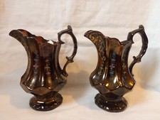 2 pichets en Jersey ou style jersey décor main