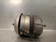 XR82892 support moteur droit