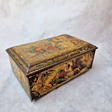 Boîte Ancienne en Fer Lithographié - Décor Romantique XVIIIe - Coffret à Pieds