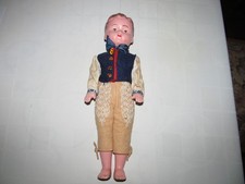 ANCIENNE POUPEE FOLKLORIQUE