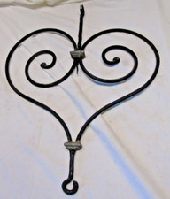 Jolie suspension fer forgé