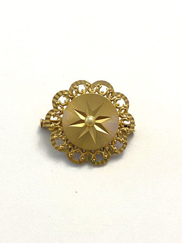 Broche plaqué dans le - en,