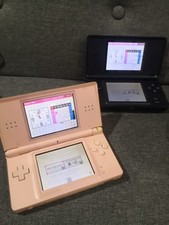 Lot 2 Consoles Nintendo DS