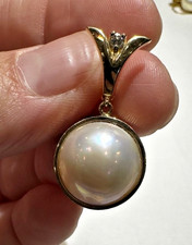 Nouveau pendentif jaune - nouveau,