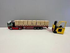 Charge en bois montée sur