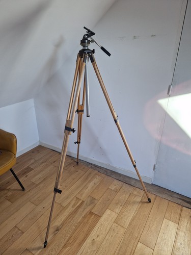 Ancien trépied pour appareil - ancien,