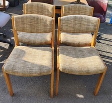 Lot 4 chaises vintage 