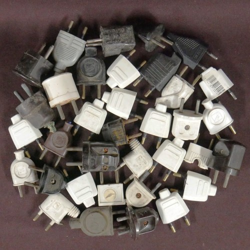 Lot prises electrique - lot,