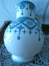 ANCIEN BROC DE TOILETTE U &