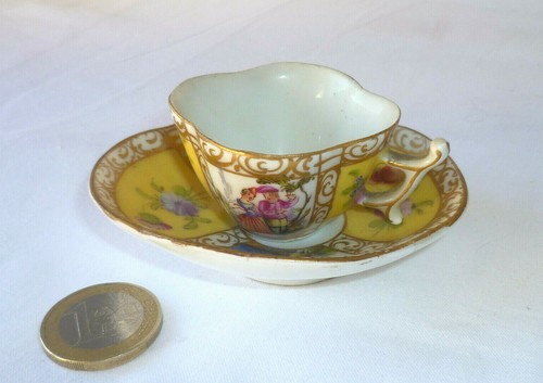 Tasse miniature xixème - tasse,