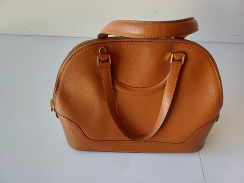 Joli sac main cuir - à,