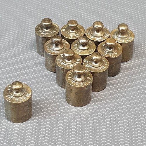 Ancien poids balance 10 g - 1,