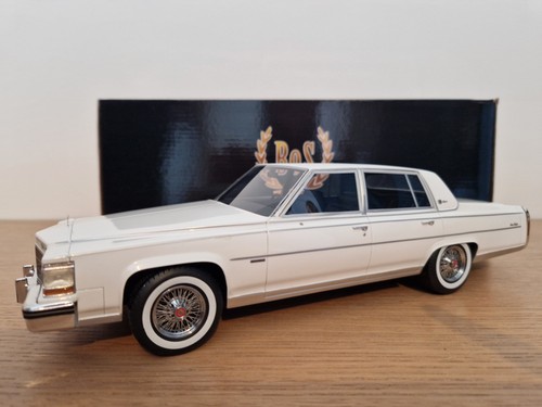 1 18 cadillac - █▓,