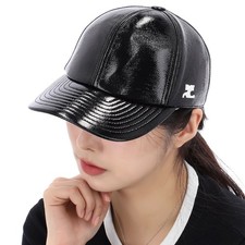 Courreges Casquette en vinyle